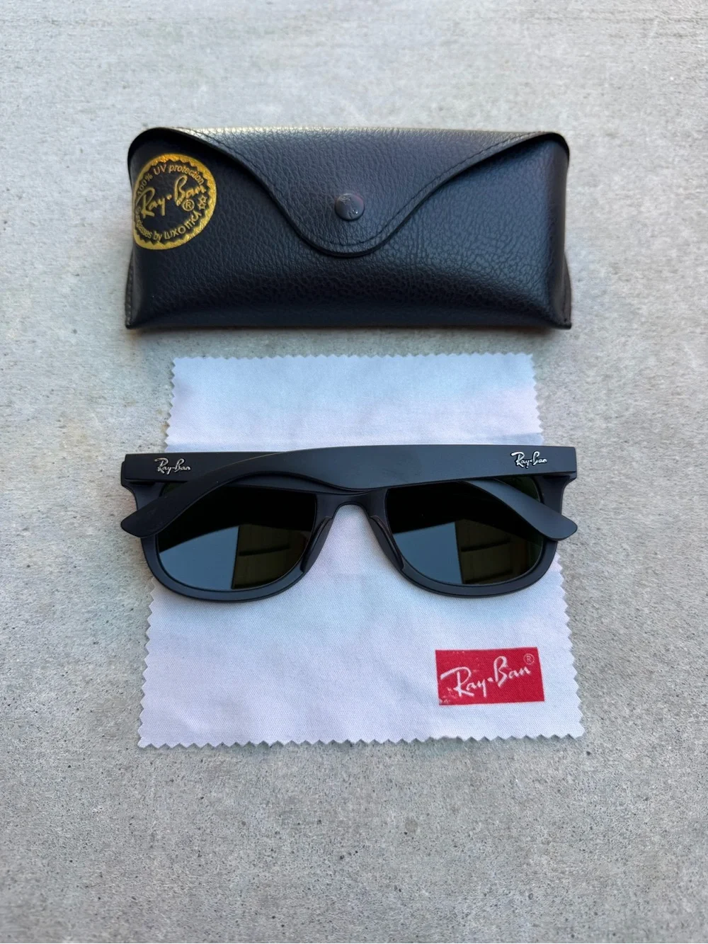 RayBan Wayfarer Sunglasses RB2140 Matte Black Frame G-15 Lens